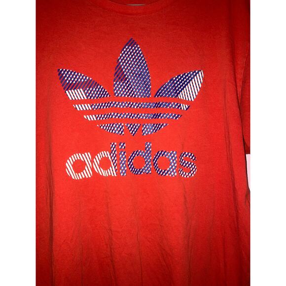 Adidas graphic activewear tee size XL - Picture 2 of 5